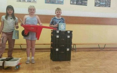 Dzień bez plecaka 1