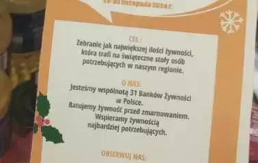 Świąteczna zbi&oacute;rka żywności 13