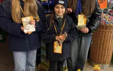 Świąteczna zbi&oacute;rka żywności 19
