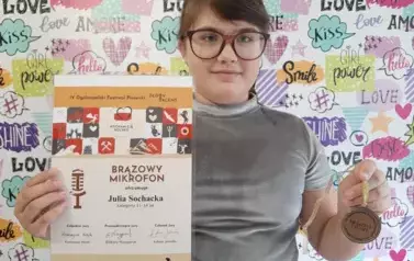 NASTĘPNE SUKCESY WOKALISTEK ZE STASZOWSKIEJ TR&Oacute;JKI 10