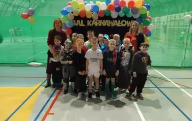 Bal karnawałowo &ndash; walentynkowy dla uczni&oacute;w klas I-III 3