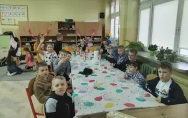 Bal karnawałowo &ndash; walentynkowy dla uczni&oacute;w klas I-III 23