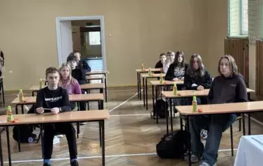 Konkurs Wiedzy o Bezpieczeństwie w Sieci Internet 16