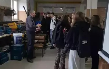 Uczniowie klas &oacute;smych odwiedzili Zesp&oacute;l Szk&oacute;ł im. Stanisława Staszica 4