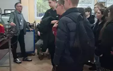 Uczniowie klas &oacute;smych odwiedzili Zesp&oacute;l Szk&oacute;ł im. Stanisława Staszica 16