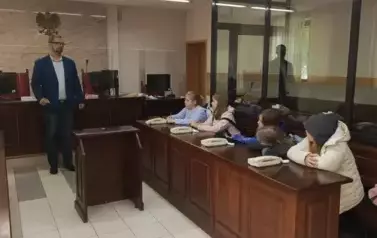 Wycieczka klasy IIIa do Rejonowego Sądu w Staszowie 22