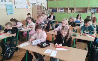POLSKIE SYMBOLE NARODOWE &ndash; ZAJĘCIA EDUKACJI  PATRIOTYCZNEJ W KLASACH I 3