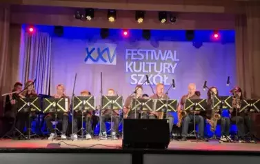 Sukcesy naszych uczennic w konkursach: literackim i plastycznym 3