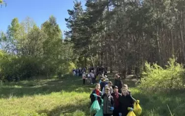 Akcja sprzątania świata w ramach Staszowskich Dni dla Ziemi 10