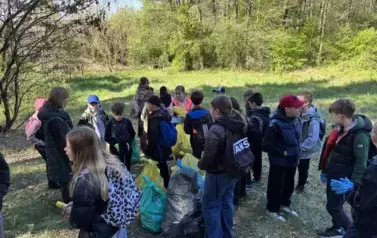 Akcja sprzątania świata w ramach Staszowskich Dni dla Ziemi 13
