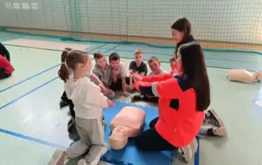 Pilotażowy program edukacyjny &bdquo;ZAWSZE BEZPIECZNI&rdquo; 13