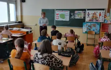 &bdquo;NIEPODLEGŁA &ndash; OPOWIEŚĆ O WOLNEJ POLSCE I J&Oacute;ZEFIE PIŁSUDSKIM&rdquo; &ndash; ZAJĘCIA EDUKACJI PATRIOTYCZNEJ W KLASACH III 7