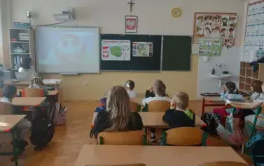 POLSKIE SYMBOLE NARODOWE &ndash; ZAJĘCIA EDUKACJI PATRIOTYCZNEJ W KLASACH I 13