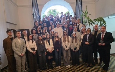 Przedstawiciele Samorządu Uczniowskiego na podsumowaniu II kadencji Młodzieżowej Rady Miejskiej w Staszowie 15
