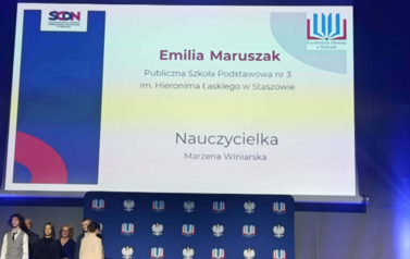 Laureatka X Wojew&oacute;dzkiego Konkursu z Matematyki 2