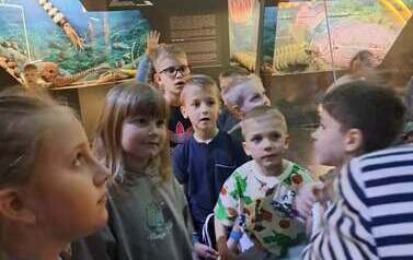 Wycieczka uczni&oacute;w klas - Ib i IIIb do Kielc - do Centrum Geoedukacji na Wietrzni 2