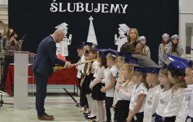 Uroczystość z okazji Dnia Edukacji Narodowej 11