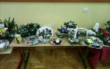 Świąteczny kiermasz charytatywny 10