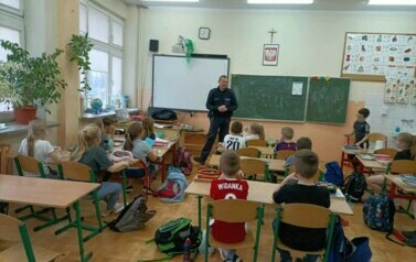 BEZPIECZNE FERIE 8