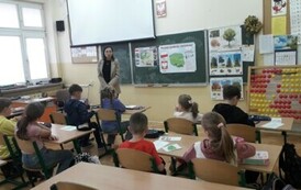 TEATRZYK KAMISHIBAI &ndash; ZAJĘCIA W KLASIE 2B 1