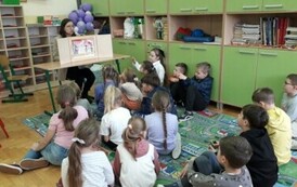 TEATRZYK KAMISHIBAI &ndash; ZAJĘCIA W KLASIE 2B 11