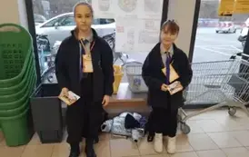 Świąteczna zbi&oacute;rka żywności 6