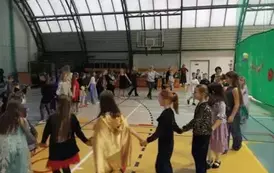 Bal karnawałowo &ndash; walentynkowy dla uczni&oacute;w klas I-III 20