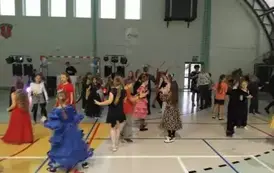 Bal karnawałowo &ndash; walentynkowy dla uczni&oacute;w klas I-III 22