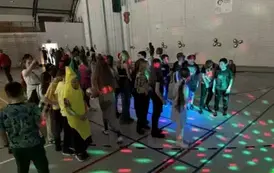 Dyskoteka dla uczni&oacute;w klas 4-8 25