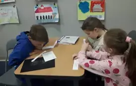 Spotkanie z lekturą w klasie IIb - &bdquo;Detektyw Pozytywka&rdquo; 10