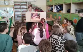 &bdquo;NIEPODLEGŁA &ndash; OPOWIEŚĆ O WOLNEJ POLSCE I J&Oacute;ZEFIE PIŁSUDSKIM&rdquo; &ndash; ZAJĘCIA EDUKACJI PATRIOTYCZNEJ W KLASACH III 6