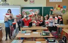 POLSKIE SYMBOLE NARODOWE &ndash; ZAJĘCIA EDUKACJI PATRIOTYCZNEJ W KLASACH I 1