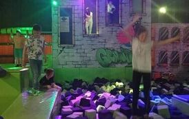 Wycieczka do Parku Trampolin i Teatru w Rzeszowie 8