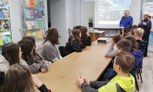 Zdjęcie do Protesty robotnicze w Polsce w okresie PRL &ndash; lekcja najnowszej historii